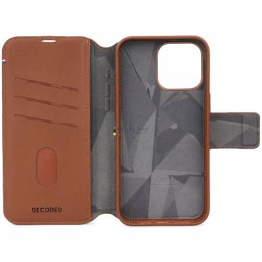 Decoded iPhone 15 Pro Case Leather Detachable Wallet Tan