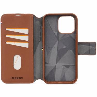 Decoded iPhone 15 Pro Max Case Leather Detachable Wallet Tan