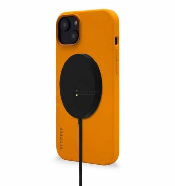 Decoded Silicone BackCover, apricot - iPhone 14 Plus