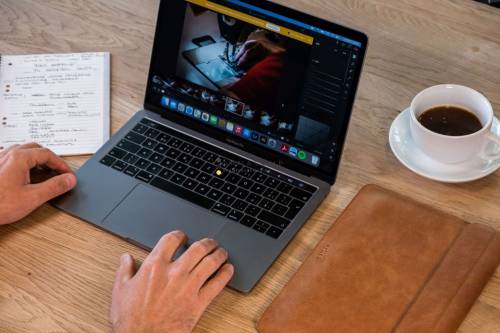 FIXED Oxford bőr tok Apple MacBook Air 13" Retina (2018/2019/2020), barna