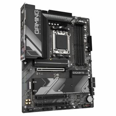 Gigabyte B650 GAMING X