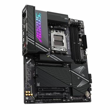 Gigabyte B650E AORUS PRO X USB4