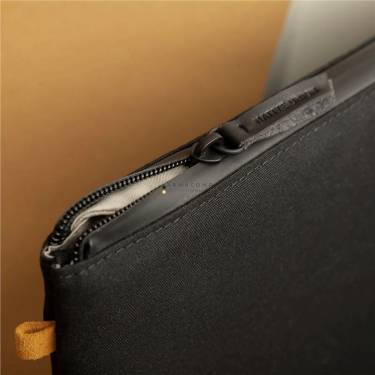 Native Union Stow Lite Sleeve, black - Macbook 14"