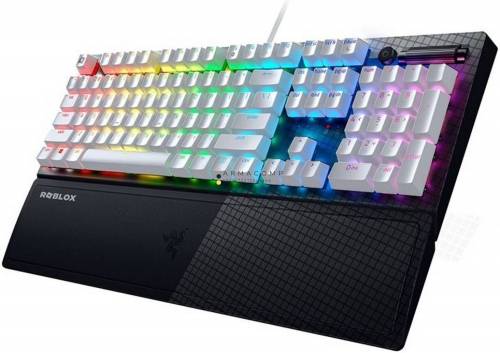 Razer BlackWidow V3 Green Switch Keyboard Roblox Edition US