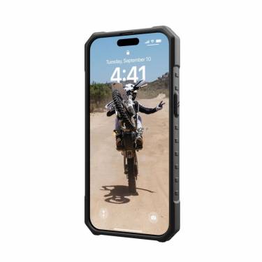 UAG Pathfinder SE case for MagSafe iPhone 15 Pro Max Black Midnight Camo