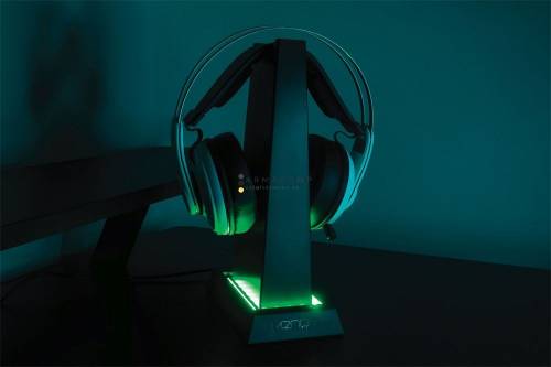 Venom VS3059 LED Headset Stand Black