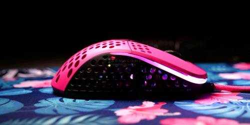 Xtrfy M4 RGB Gaming Pink